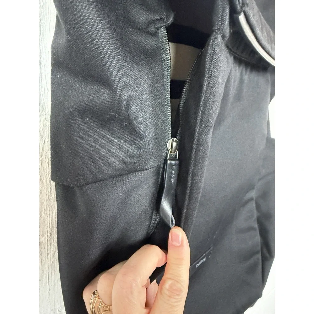 Bellroy Melbourne Backpack Black Laptop 18L Magsnap Closure Travel Work Pockets